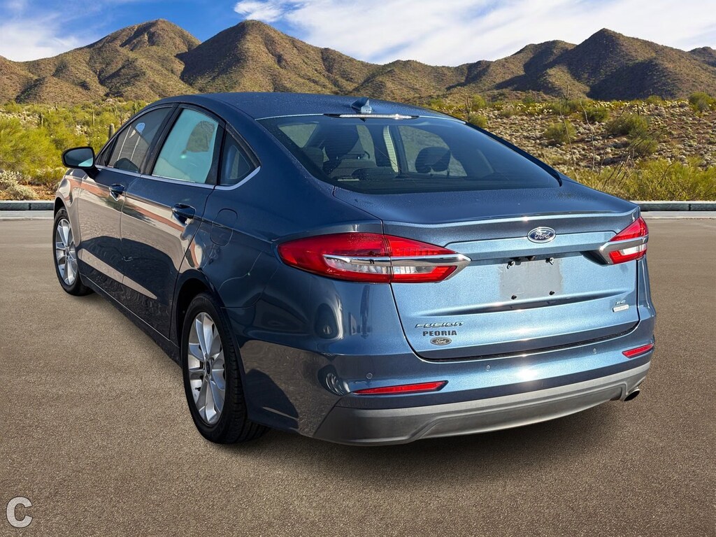 Used 2019 Ford Fusion SE Sedan