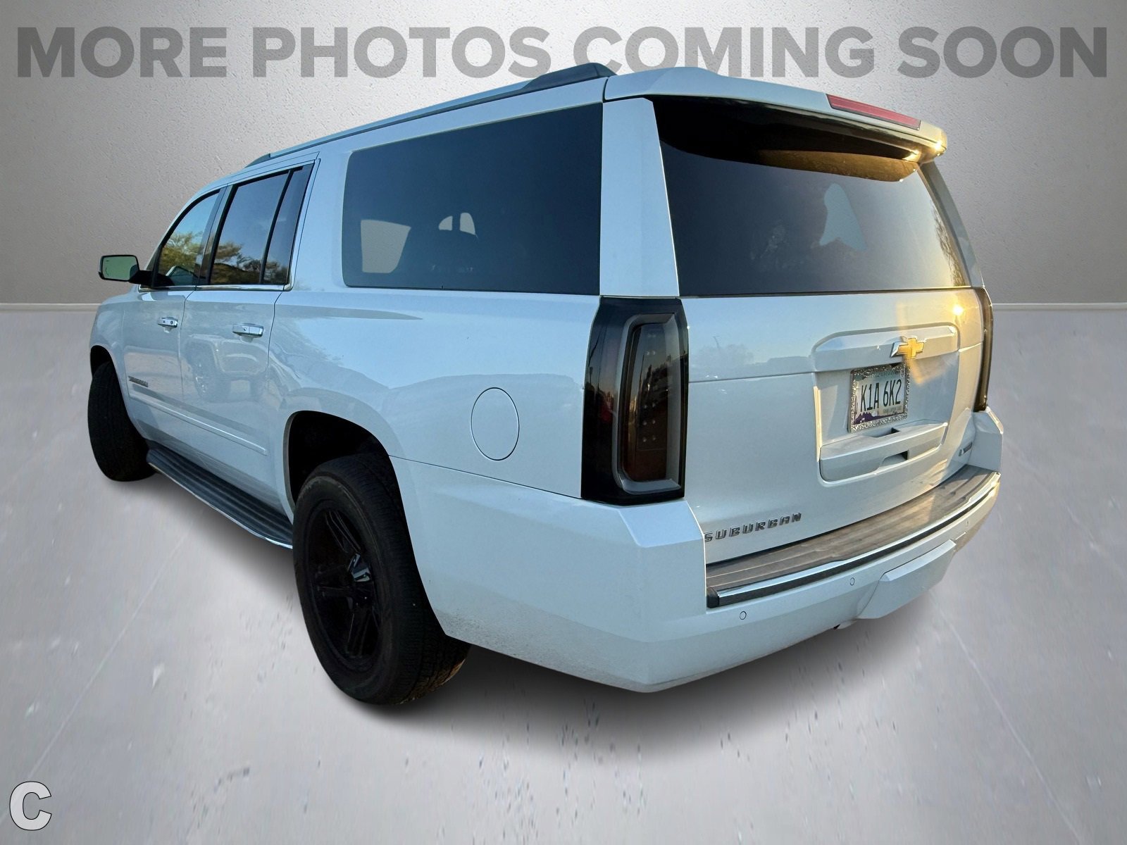 2018 Chevrolet Suburban Premier photo 3