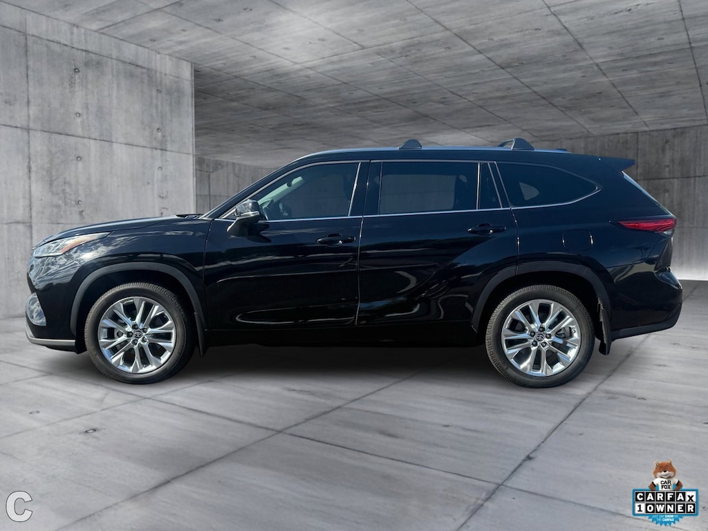Used 2023 Toyota Highlander L SUV
