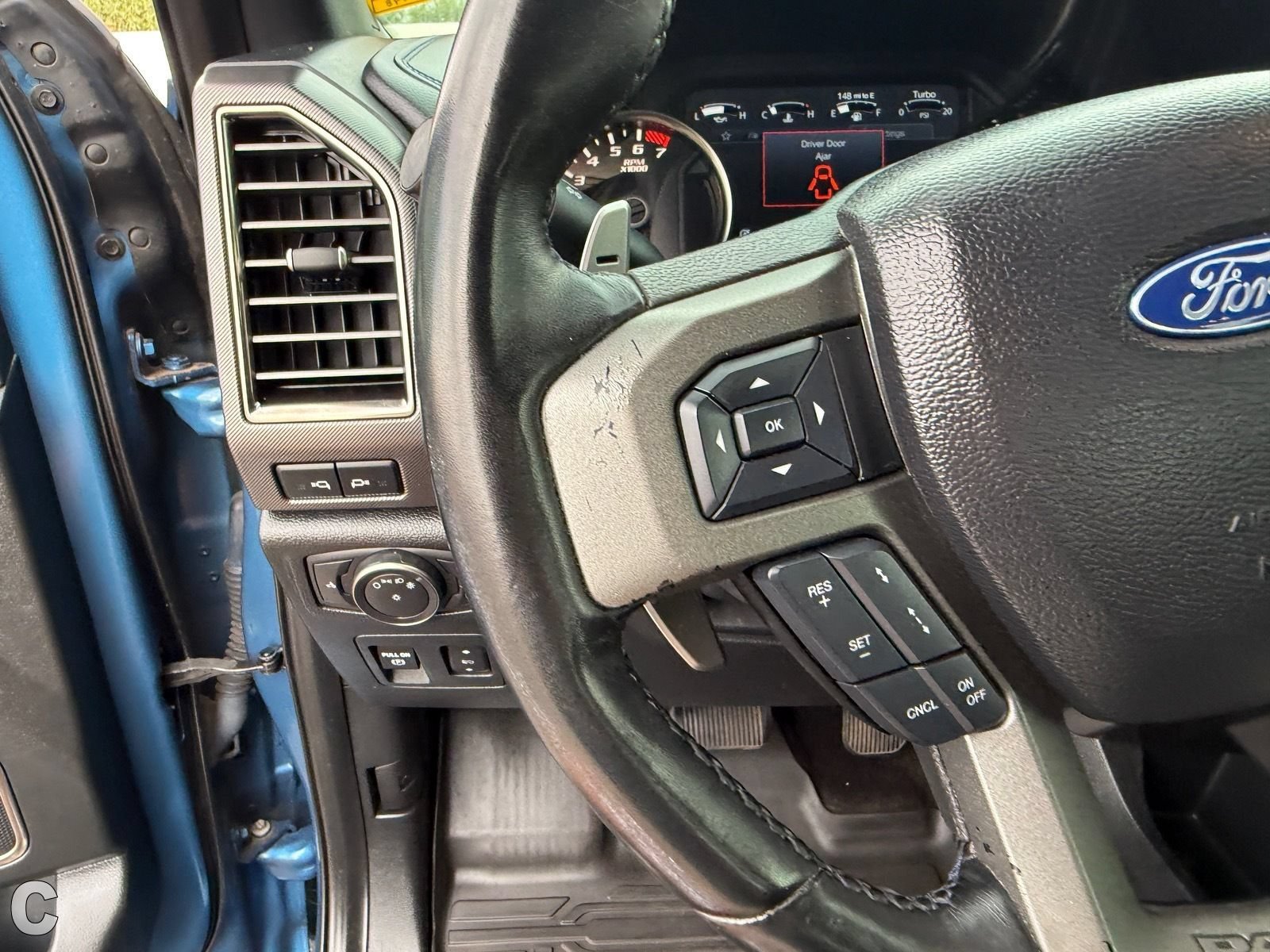 2020 Ford F-150 Raptor - Photo 27