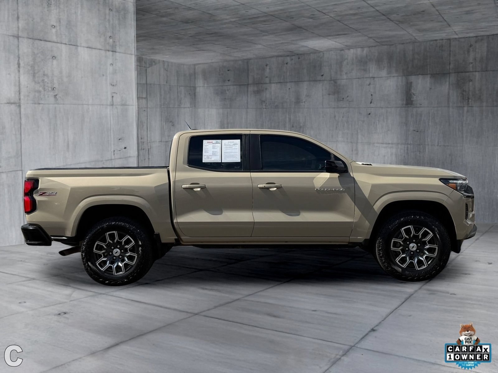 2023 Chevrolet Colorado Z71 - Photo 6