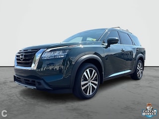 2023 Nissan Pathfinder Platinum SUV