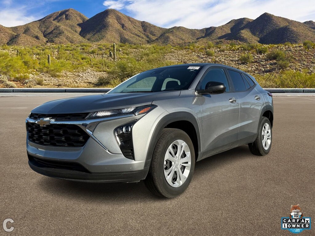 Used 2025 Chevrolet Trax LS SUV