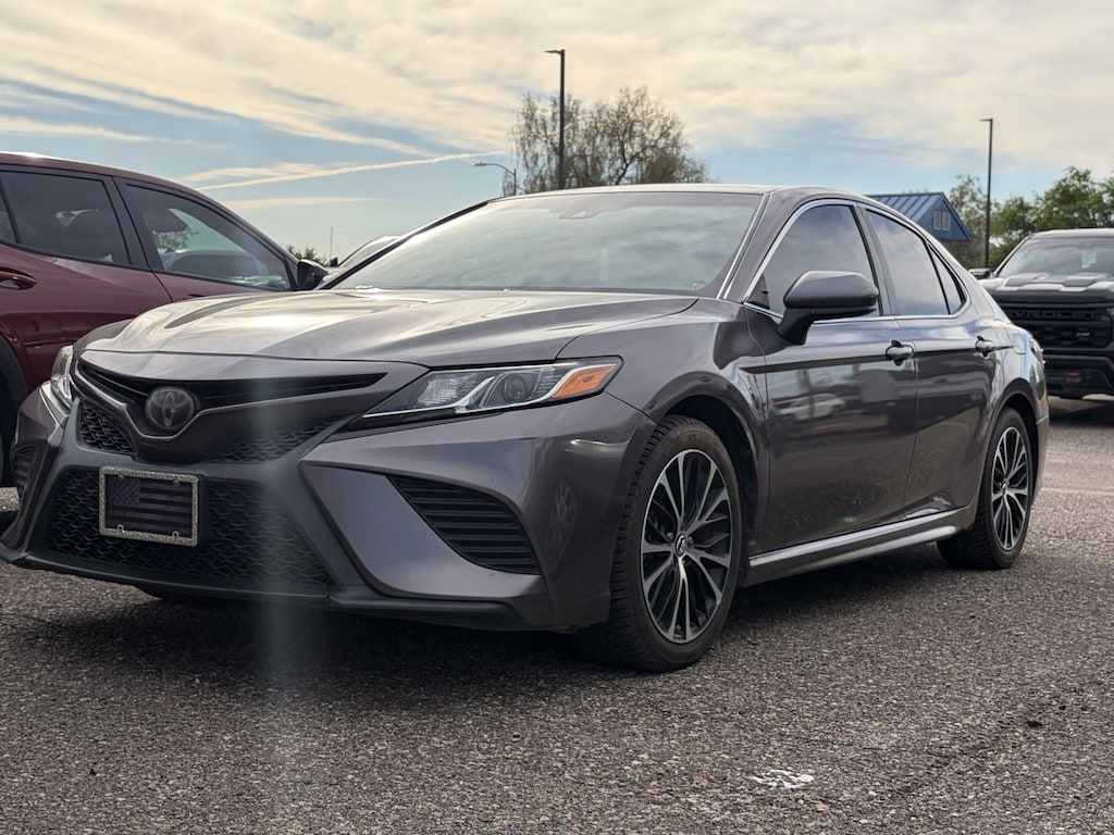 Used 2018 Toyota Camry LE Sedan