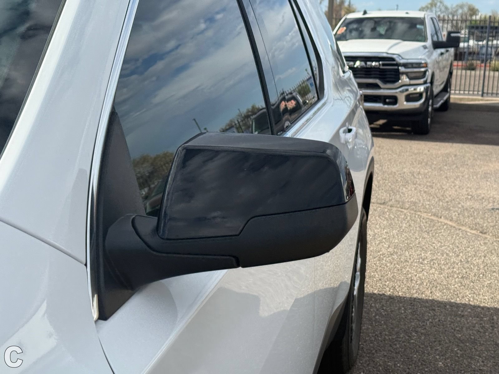 2023 Chevrolet Traverse LS - Photo 8