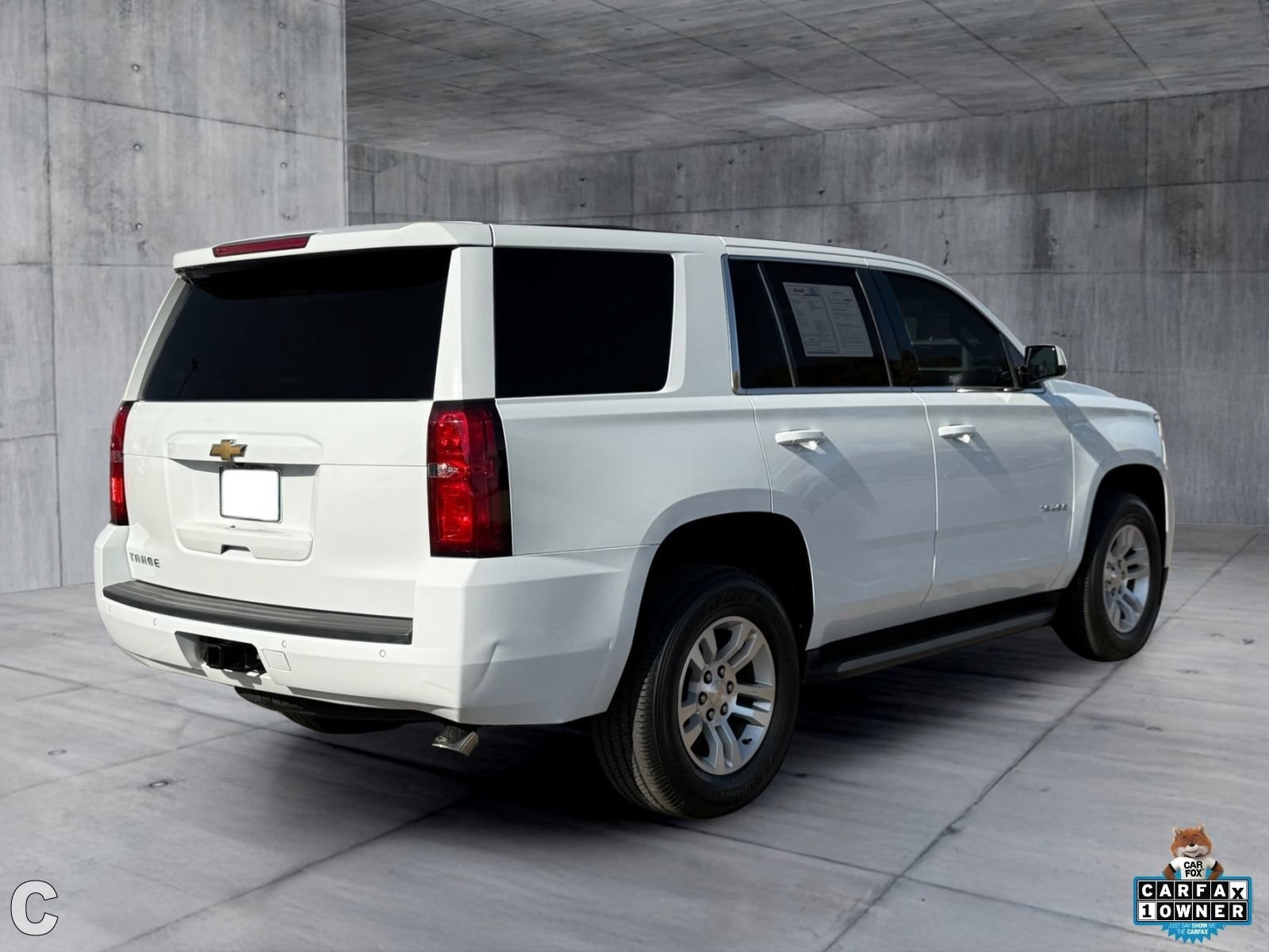 2017 Chevrolet Tahoe LS - Photo 7