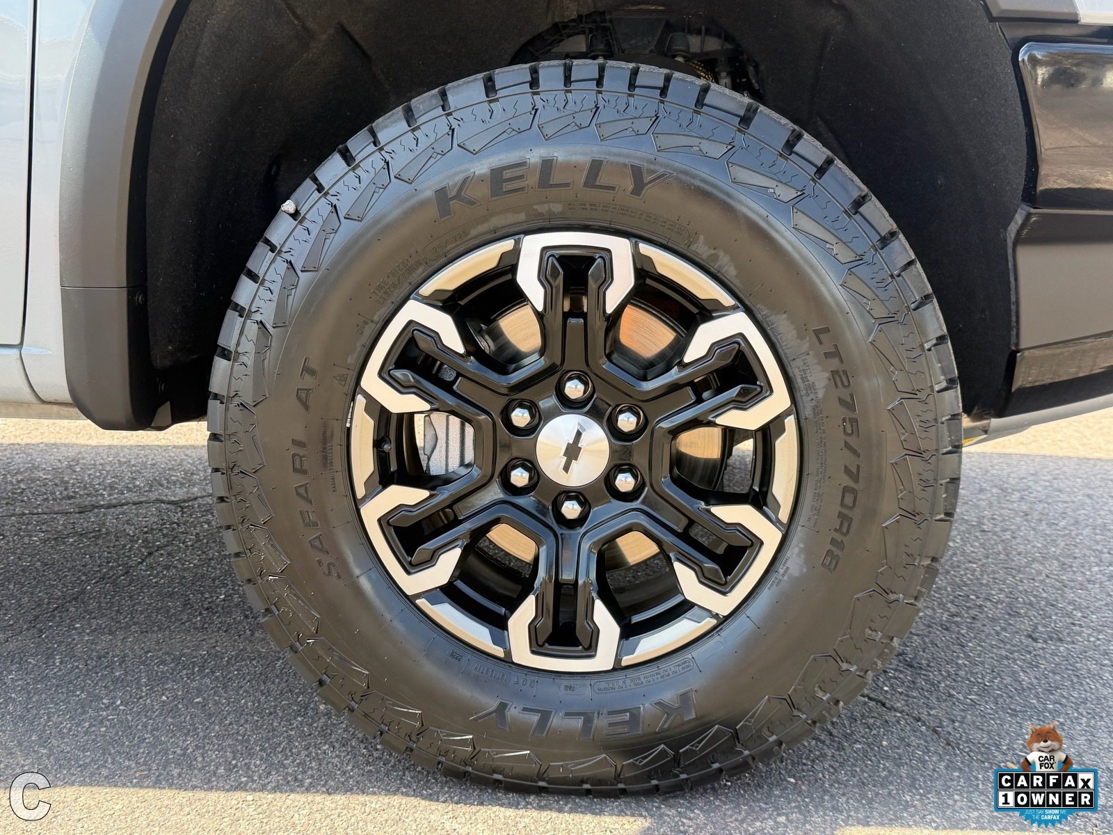 2025 Chevrolet Silverado 1500 ZR2 - Photo 10