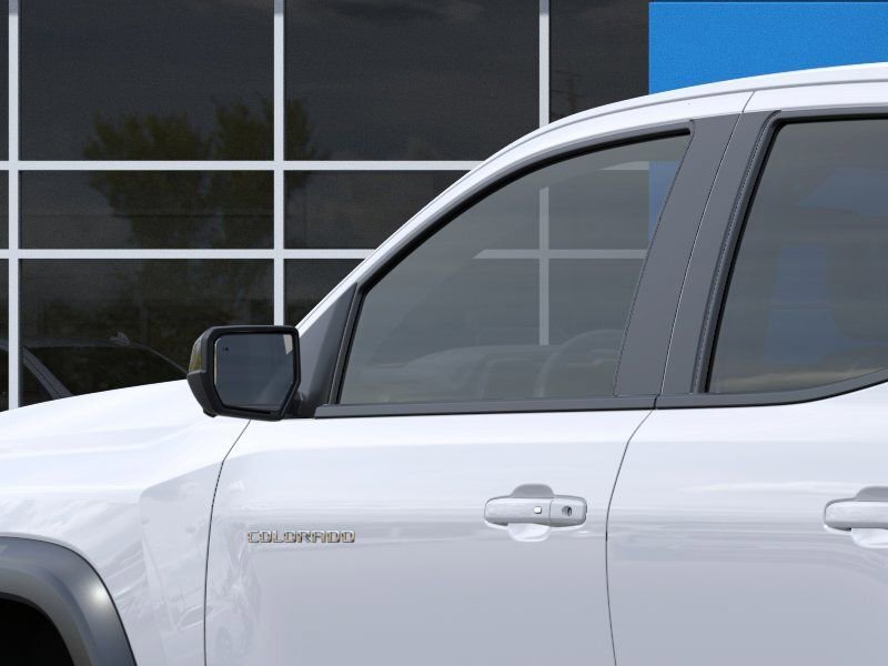 2026 Chevrolet Colorado ZR2 - Photo 12