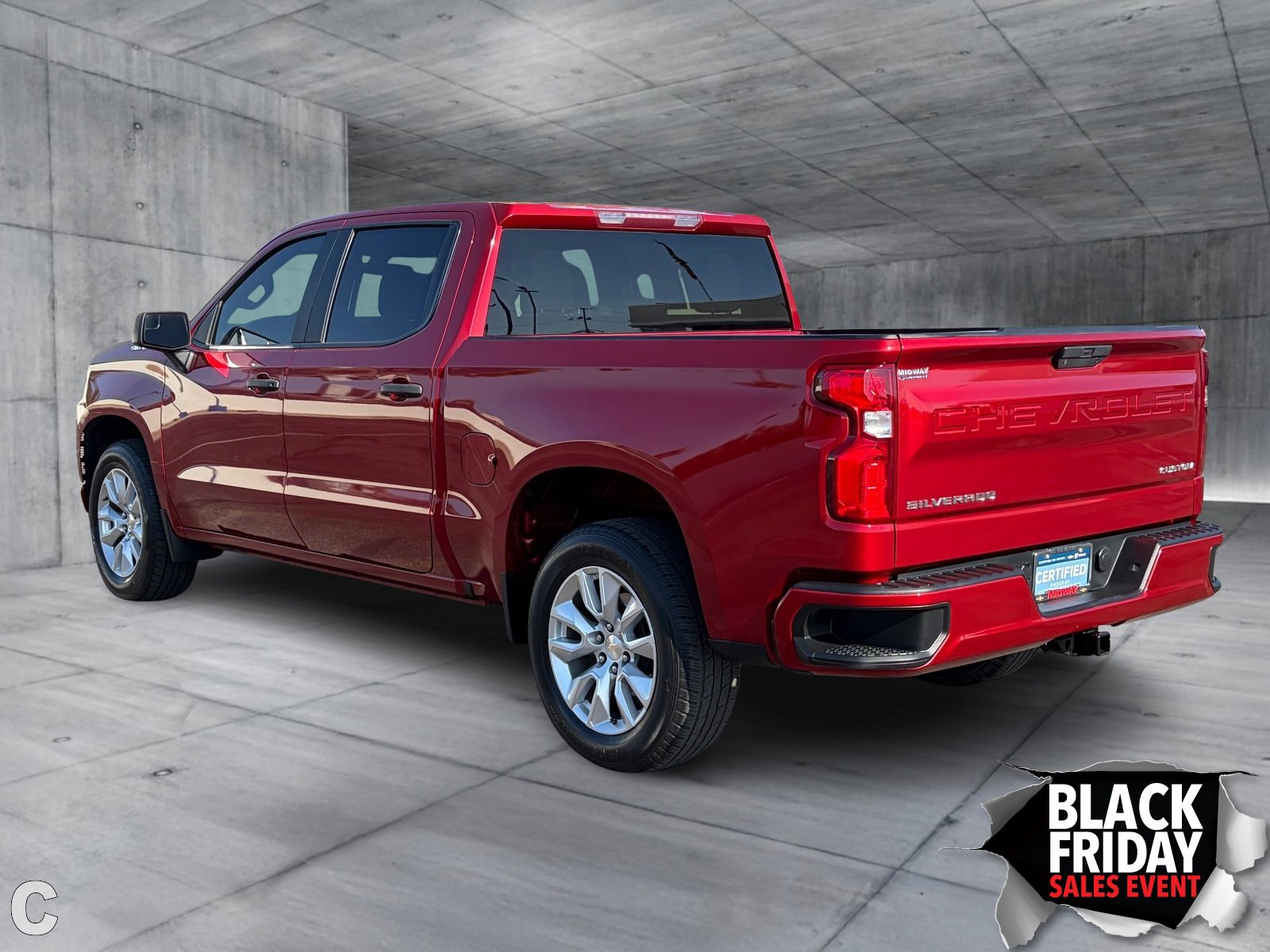 2021 Chevrolet Silverado Custom photo 3