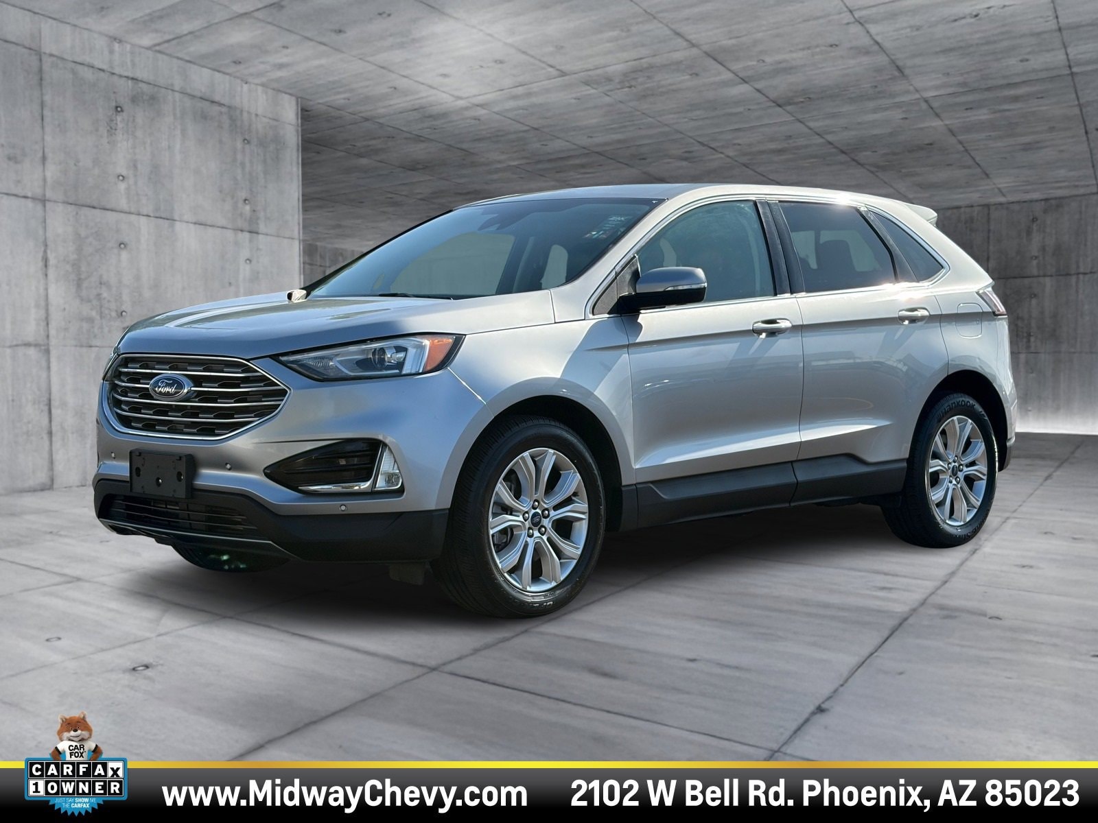 2022 Ford Edge Titanium's photo