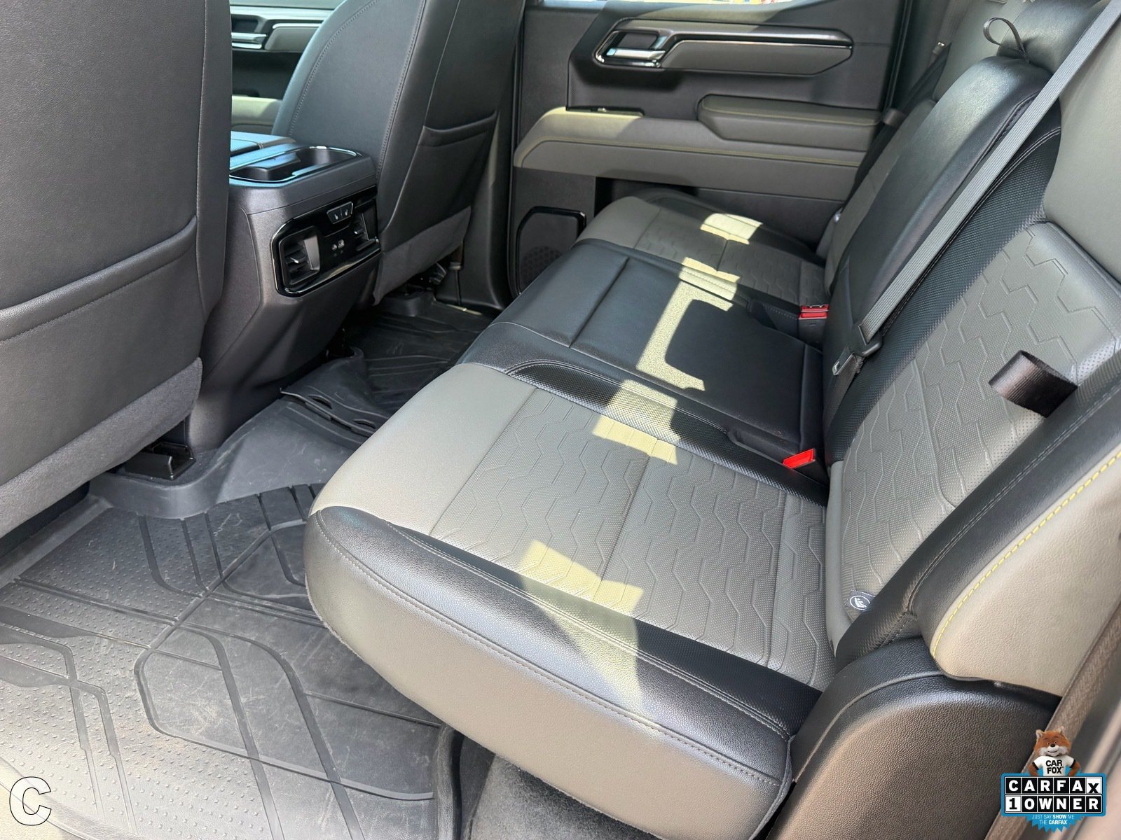 2025 Chevrolet Silverado 1500 ZR2 - Photo 17