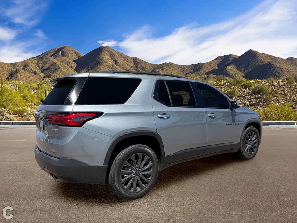 Used 2023 Chevrolet Traverse RS SUV