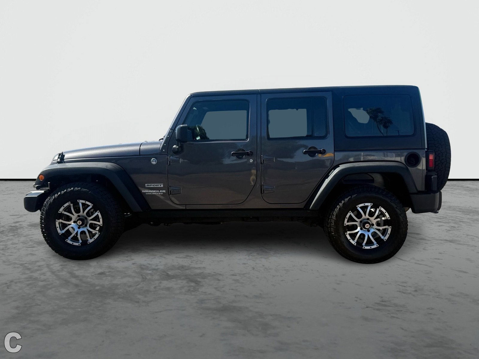 2014 Jeep Wrangler Unlimited Sport photo 2