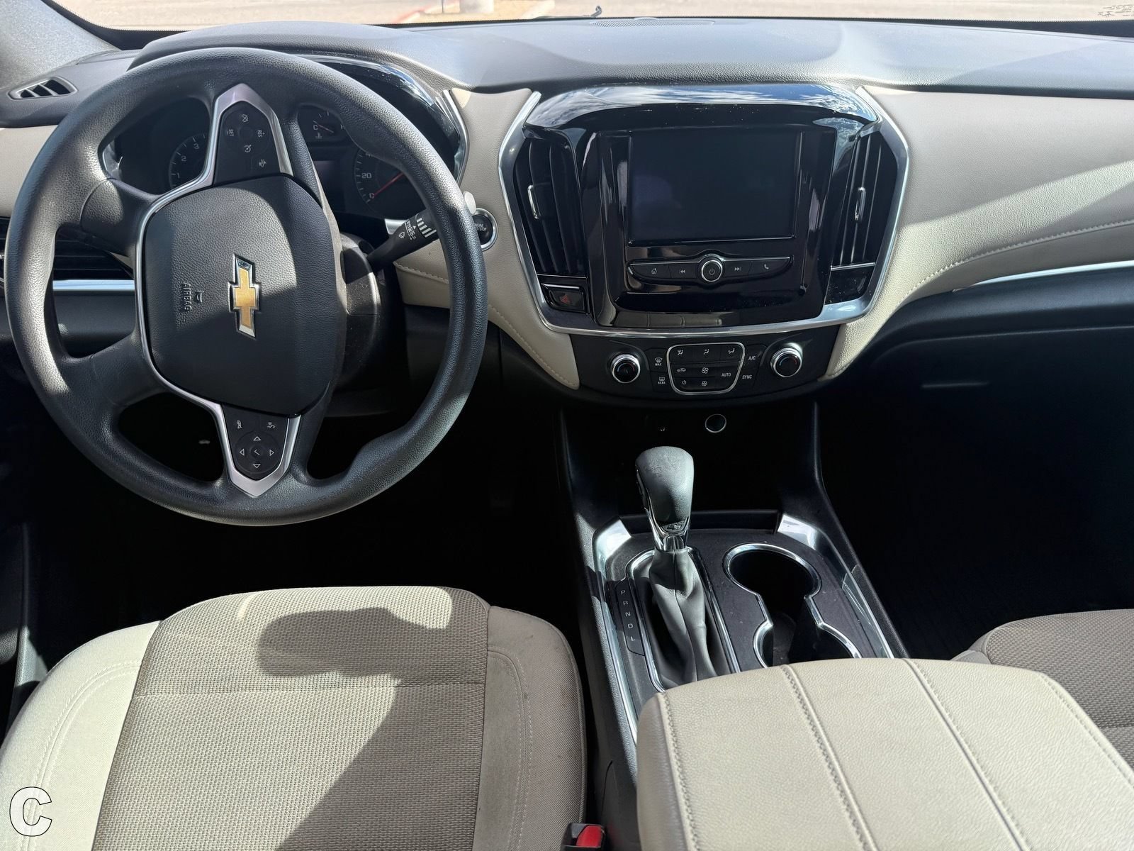 2023 Chevrolet Traverse LS - Photo 16