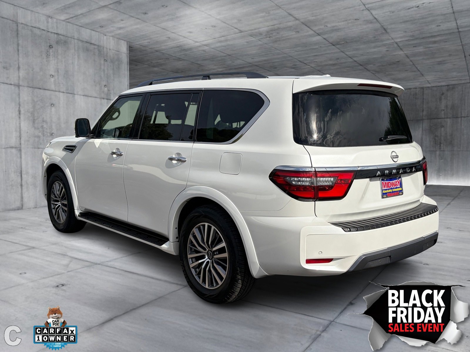 2023 Nissan Armada SL photo 3