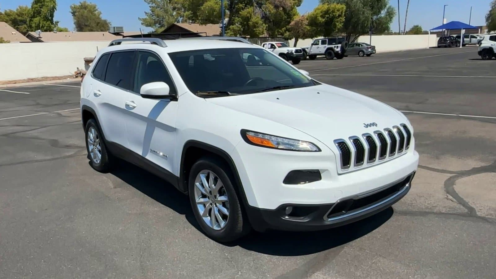 Used 2014 Jeep Cherokee Limited with VIN 1C4PJLDS0EW292939 for sale in Phoenix, AZ