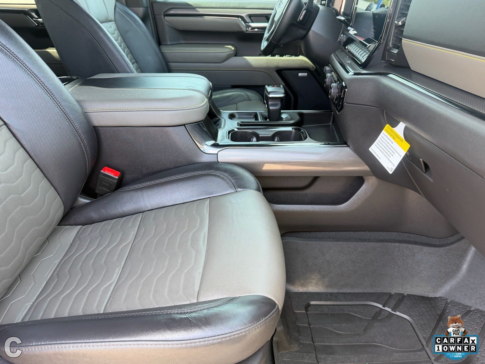 2025 Chevrolet Silverado 1500 ZR2 - Photo 13