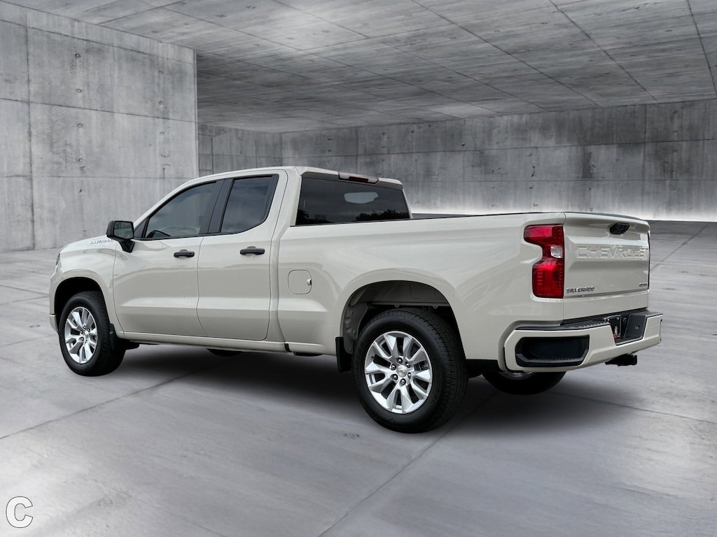 Used 2026 Chevrolet Silverado 1500 Custom Truck Double Cab