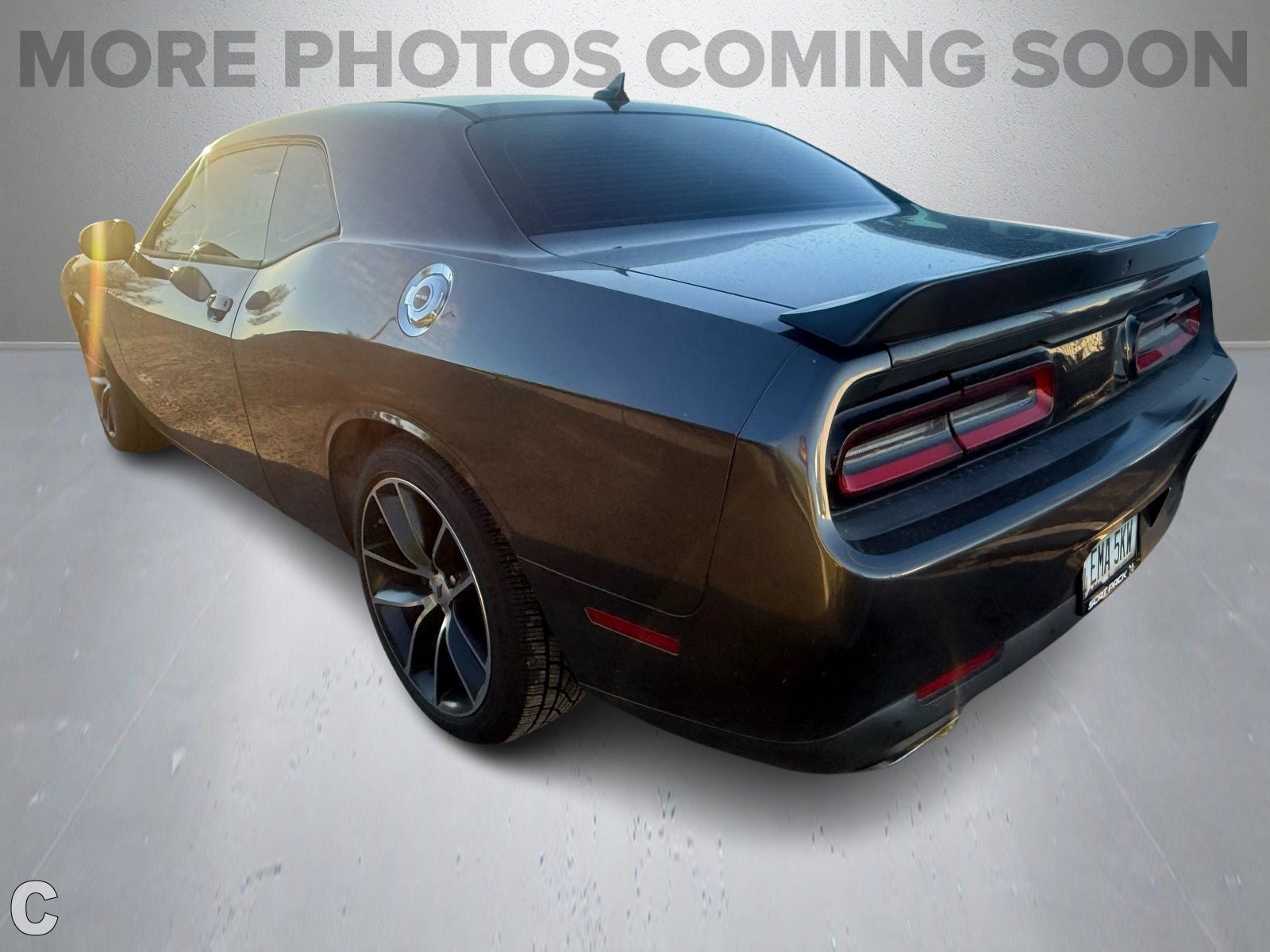 2017 Dodge Challenger R/T Scat Pack photo 2