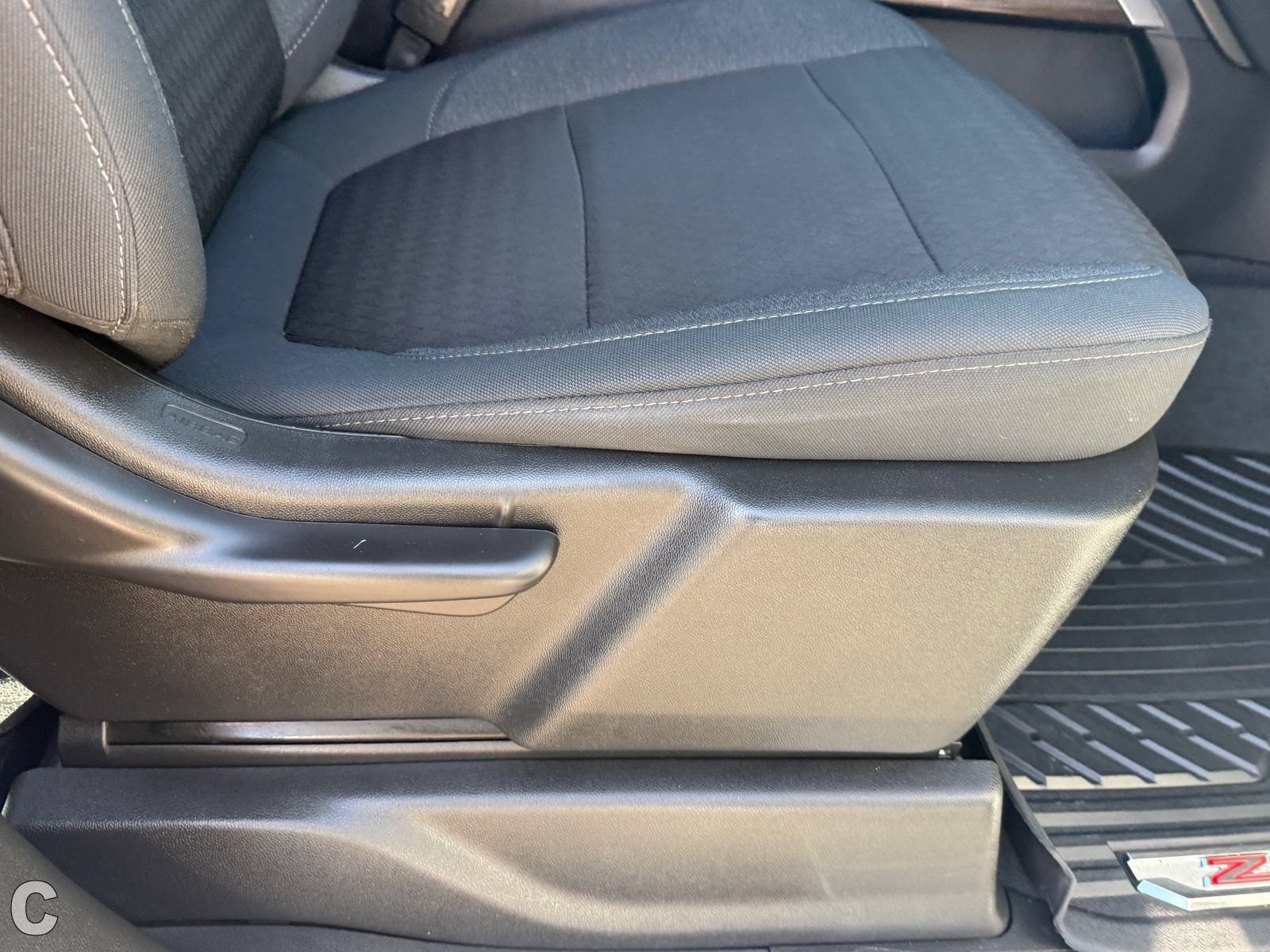2021 Chevrolet Silverado 1500 RST - Photo 12