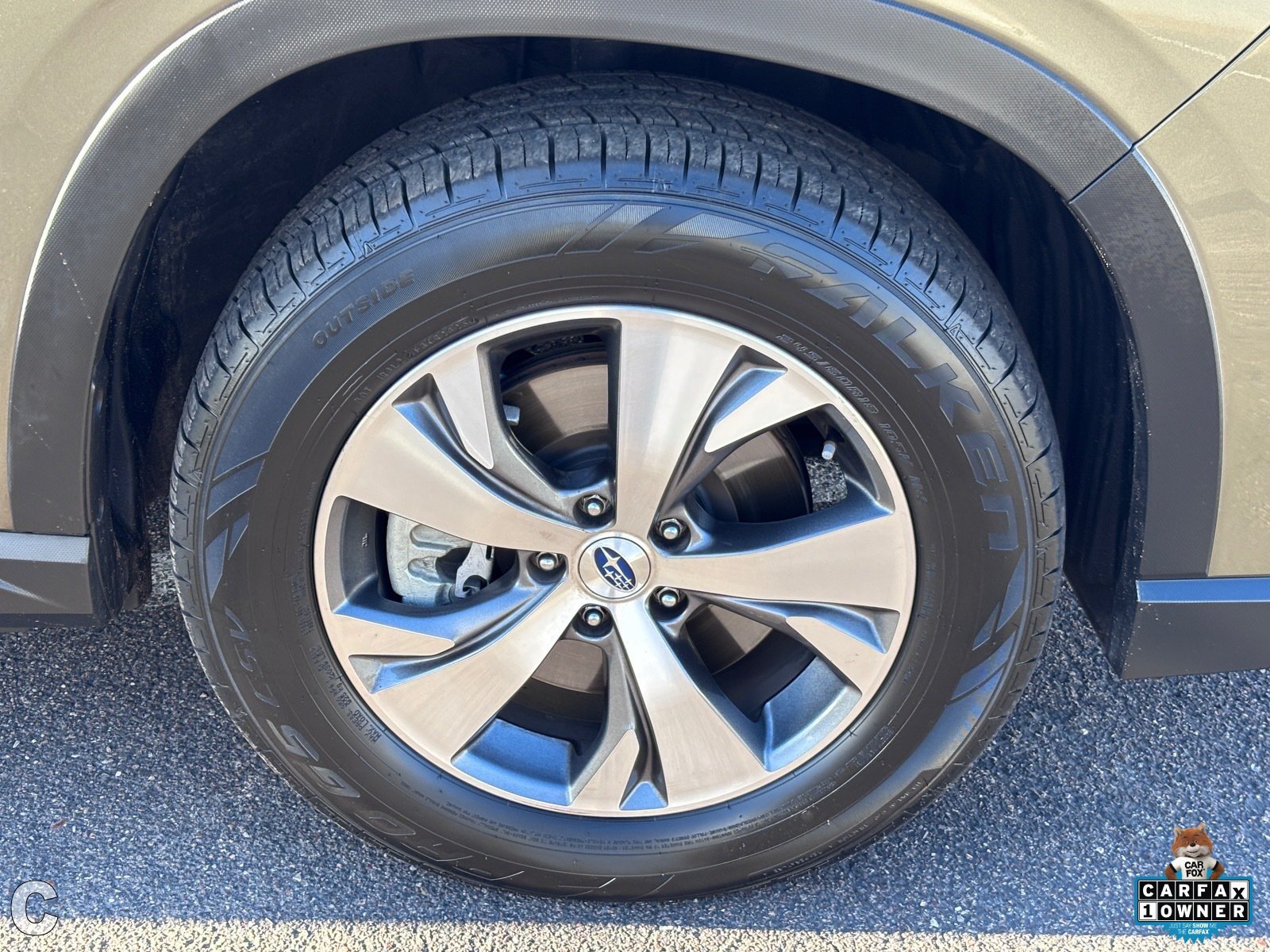 2023 Subaru Ascent Premium - Photo 10