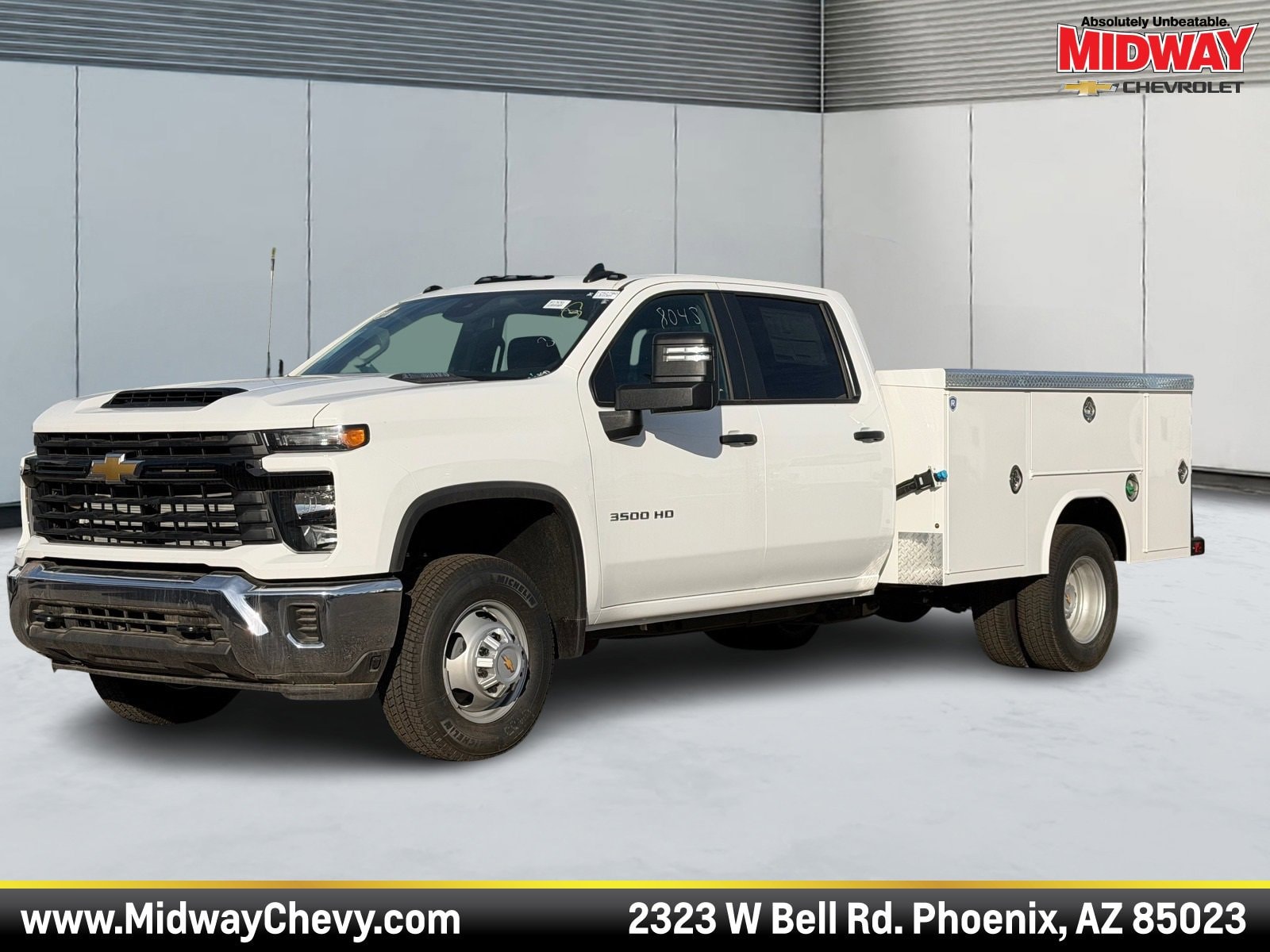2025 Chevrolet Silverado 3500 Chassis Cab Work Truck's photo