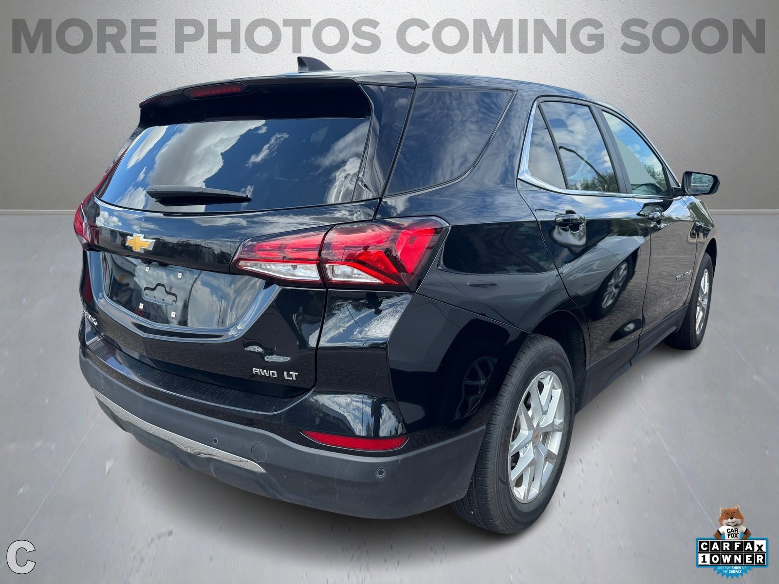 2024 Chevrolet Equinox photo 3