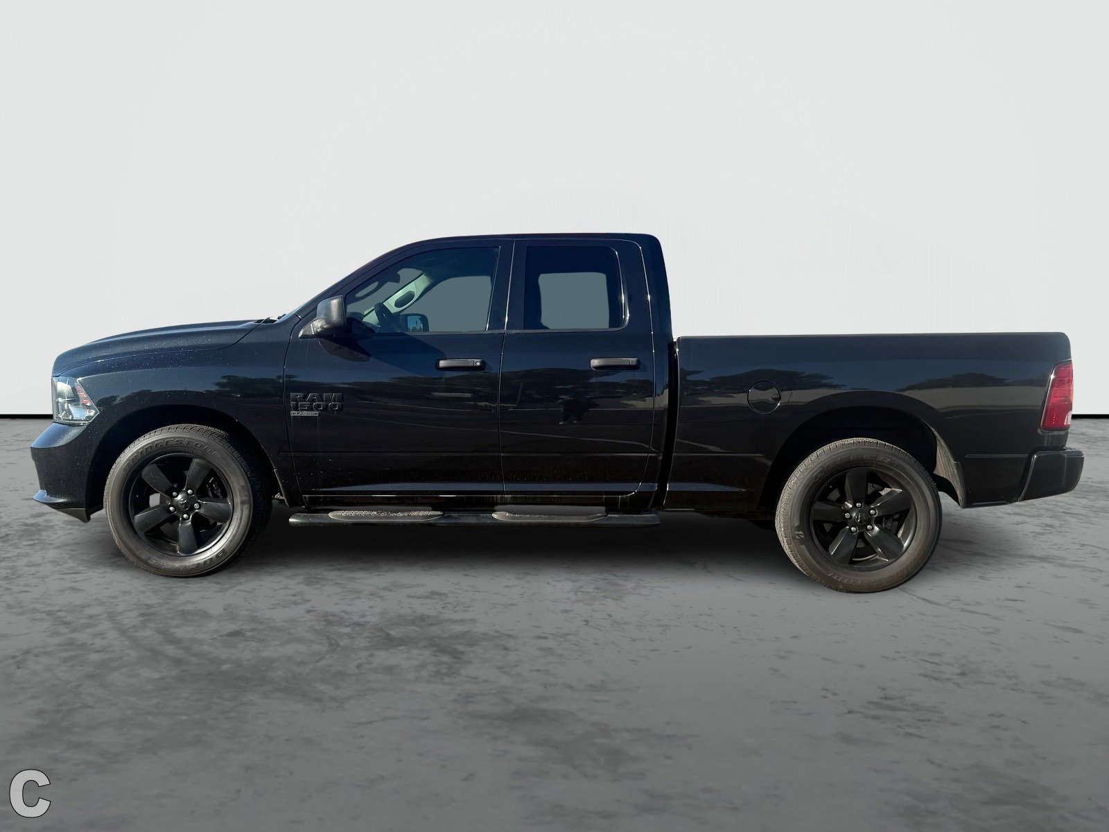 2019 Ram 1500 Classic Express photo 2