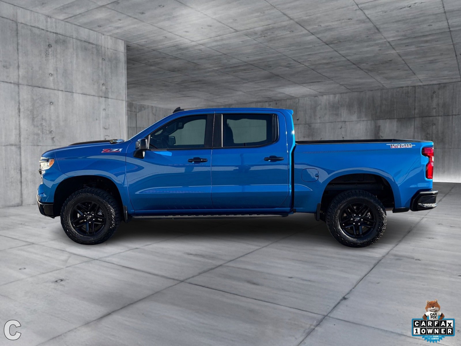 2024 Chevrolet Silverado 1500 LT Trail Boss photo 3