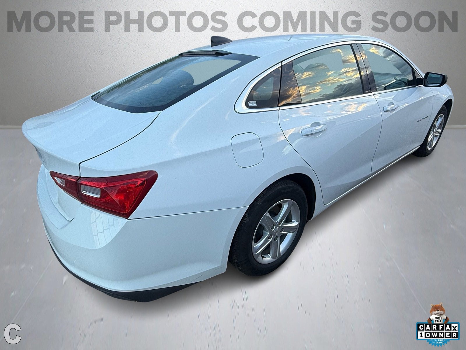 2023 Chevrolet Malibu LS photo 3