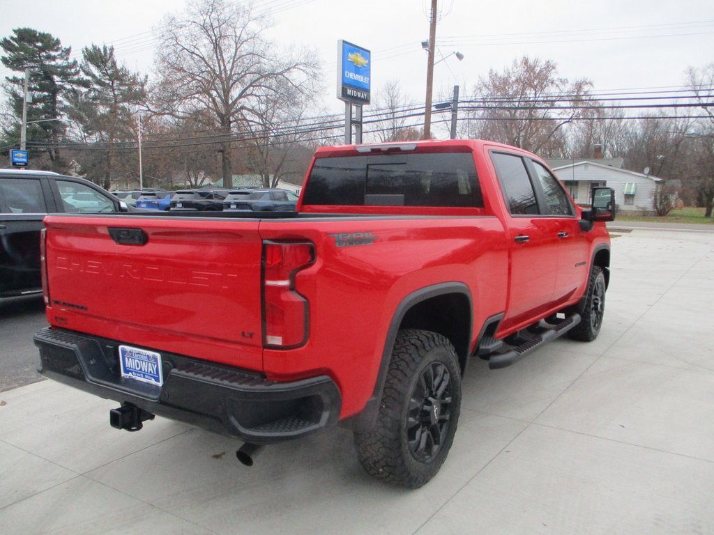 2026 Chevrolet Silverado 2500HD LT photo 4