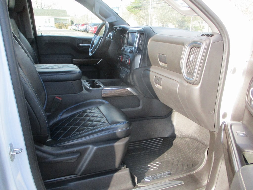 Used 2021 Chevrolet Silverado 1500 LT Trail Boss with VIN 3GCPYFED0MG368394 for sale in Orwell, OH