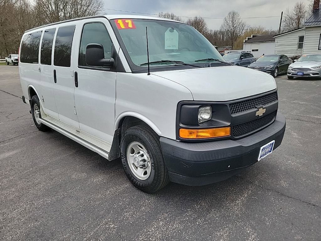 Used 2017 Chevrolet Express Passenger LS with VIN 1GNWGEFG7H1118356 for sale in Orwell, OH