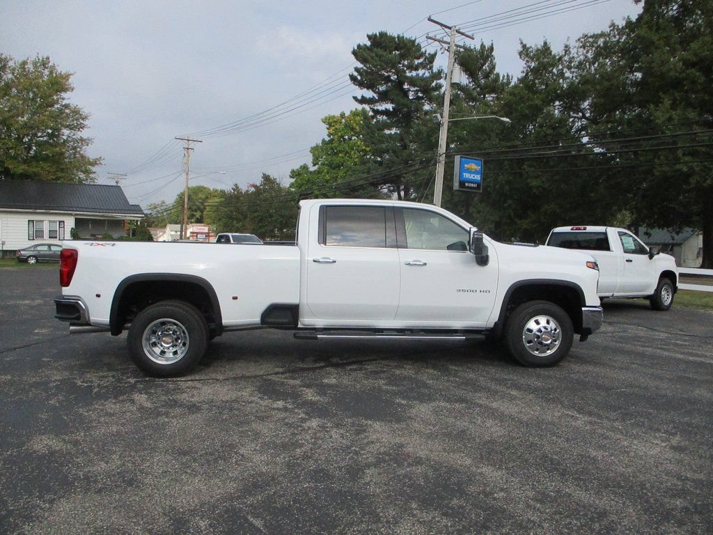 2026 Chevrolet Silverado 3500 HD LTZ - Photo 6