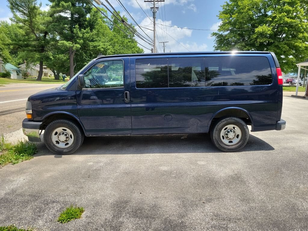 Used 2019 Chevrolet Express Passenger 3500 LT Van