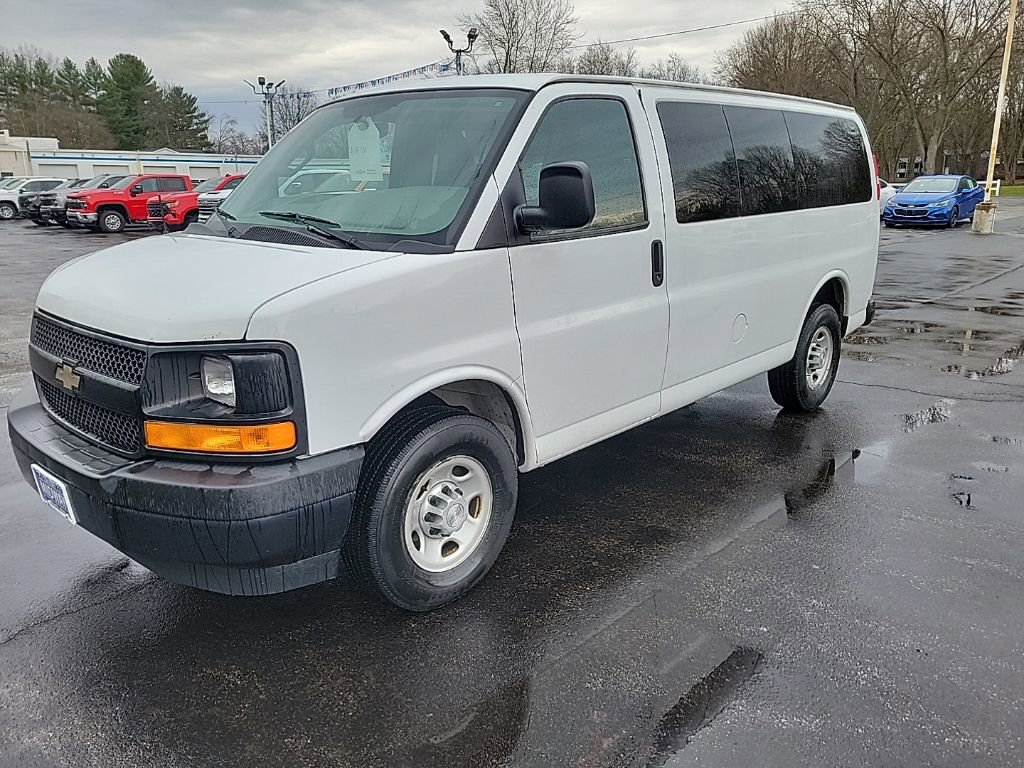 2017 Chevrolet Express 2500 LS's photo