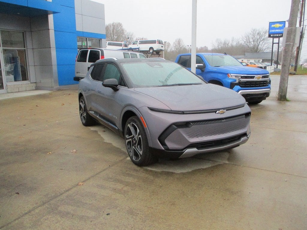 2026 Chevrolet Equinox EV 2LT's photo