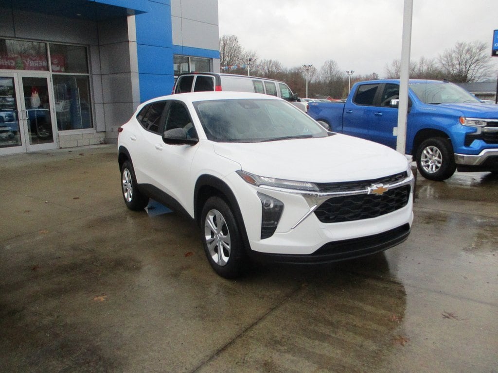 2026 Chevrolet Trax LS's photo