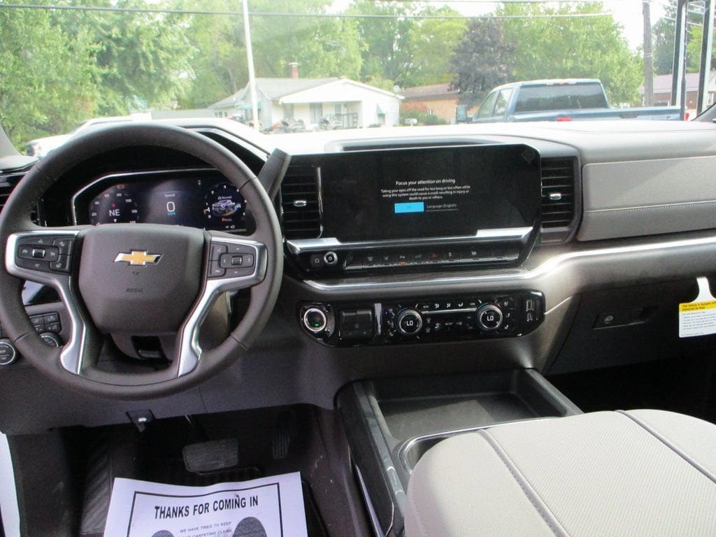 2026 Chevrolet Silverado 3500 HD LTZ - Photo 9