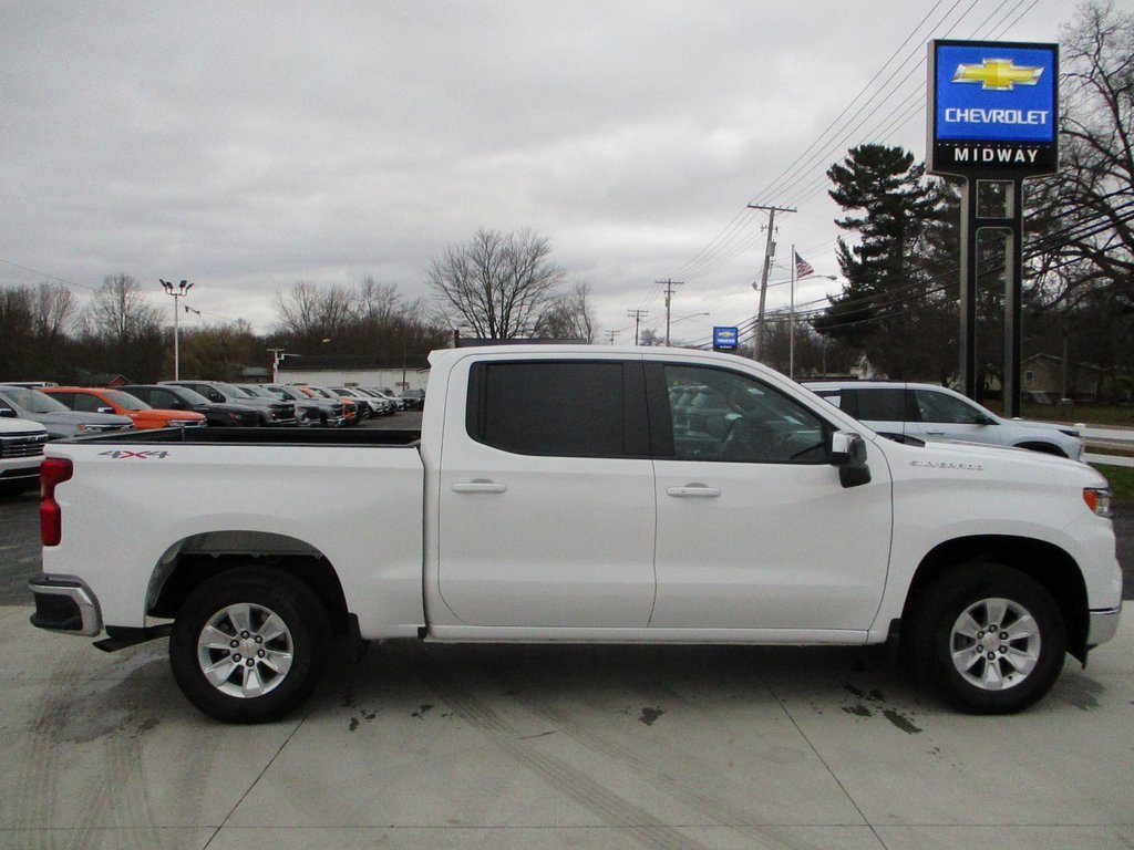 2025 Chevrolet Silverado 1500 LT photo 3