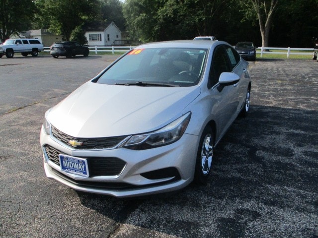 Used 2016 Chevrolet Cruze LT with VIN 1G1BE5SM0G7301904 for sale in Orwell, OH