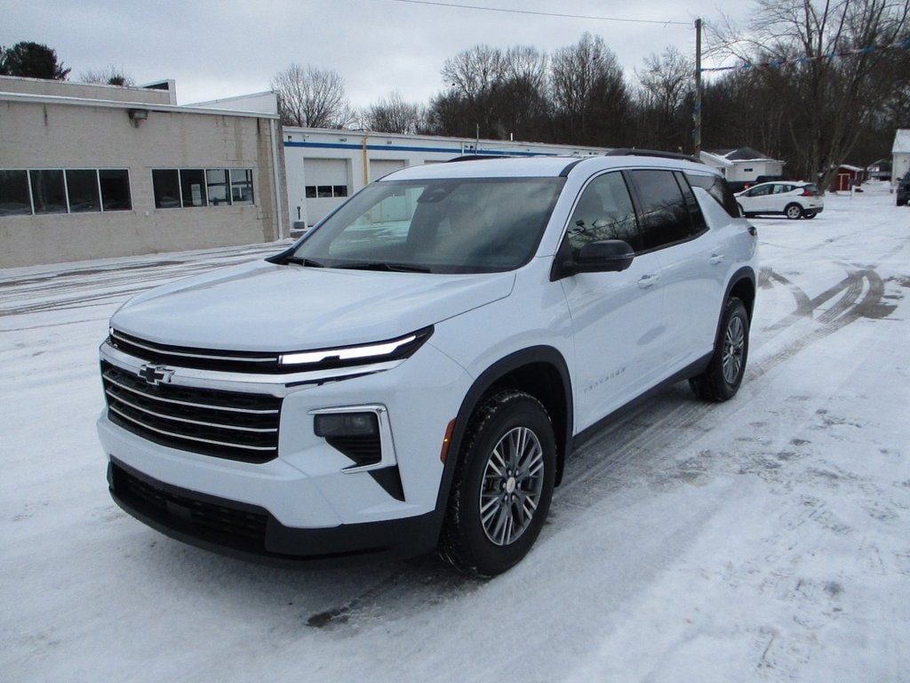 2026 Chevrolet Traverse LT's photo