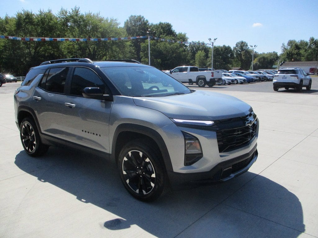 2026 Chevrolet Equinox RS's photo