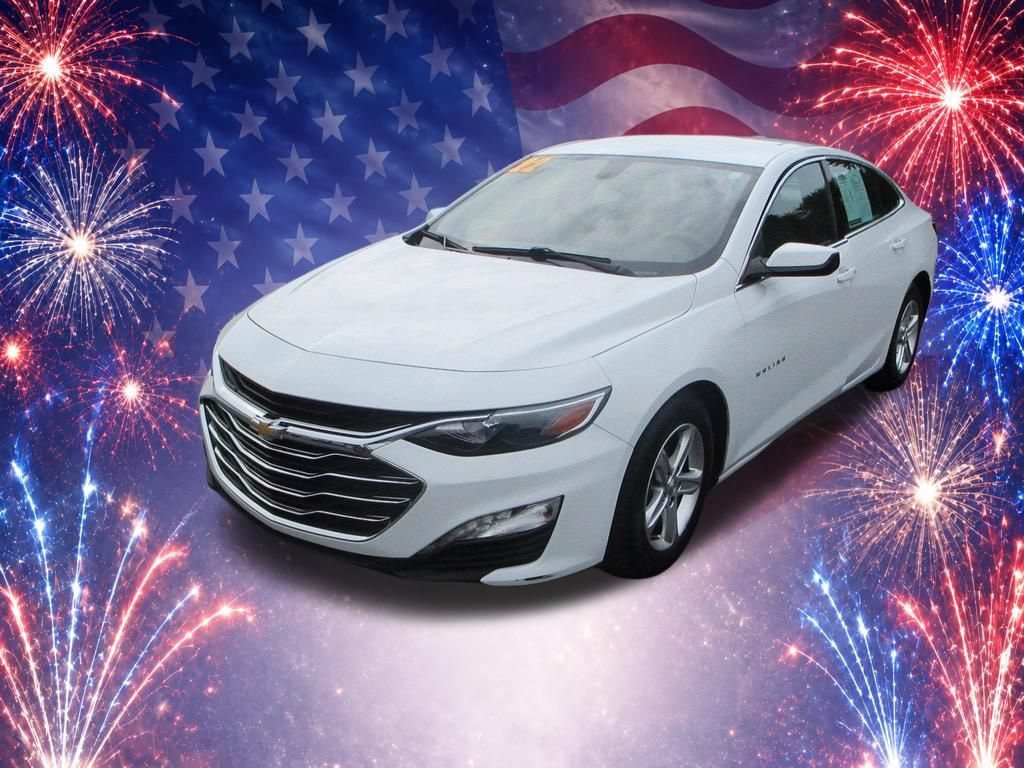 Used 2022 Chevrolet Malibu 1LT with VIN 1G1ZD5STXNF156642 for sale in Orwell, OH