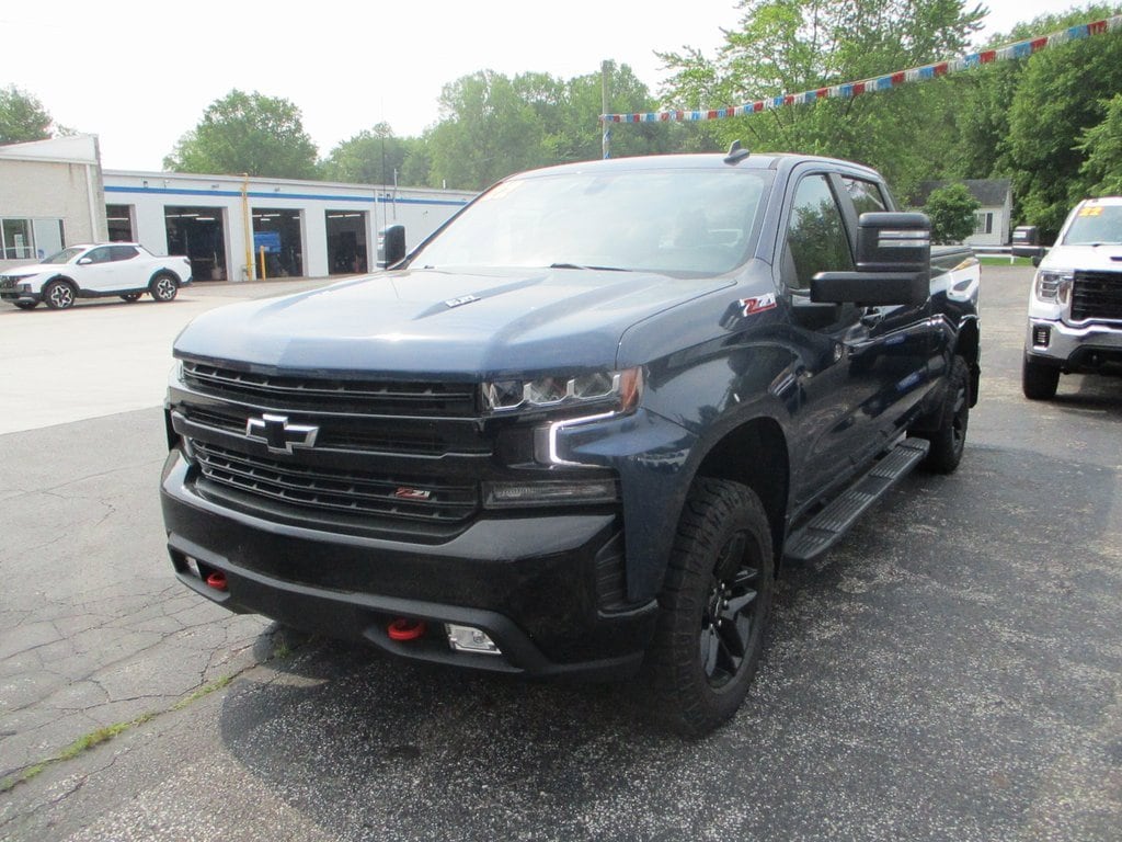 Used 2022 Chevrolet Silverado 1500 Limited LT Trail Boss with VIN 1GCPYFEL1NZ188687 for sale in Orwell, OH