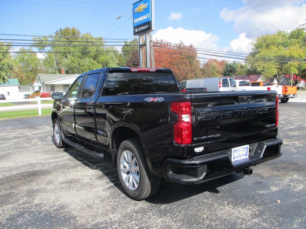 2026 Chevrolet Silverado 1500 Custom photo 2