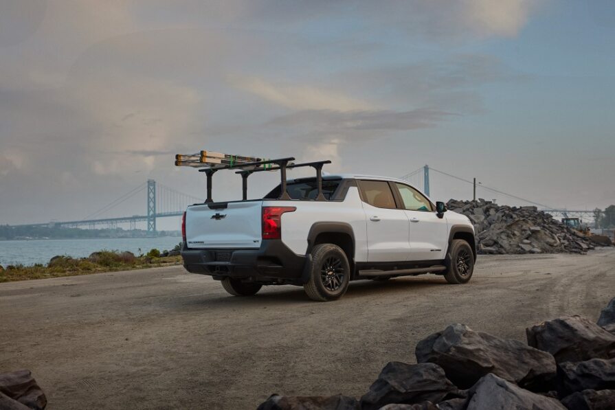 2024%20Chevrolet%20Silverado%20EV.jpg