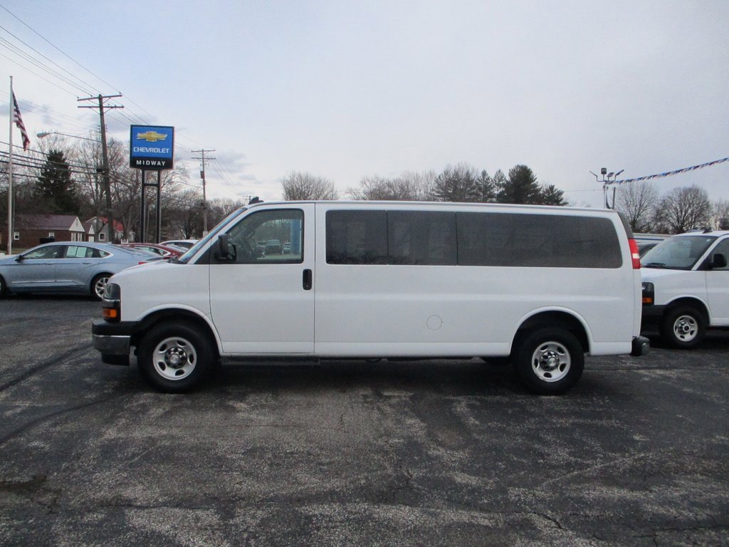 Used 2020 Chevrolet Express Passenger LT with VIN 1GAZGPFG3L1203875 for sale in Orwell, OH