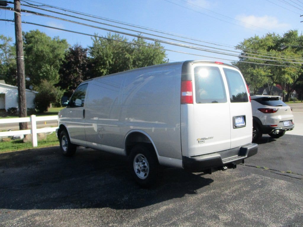 New 2025 Chevrolet Express Cargo 3500 WT Van
