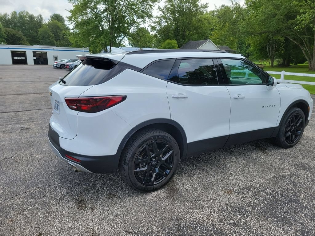 2023 Chevrolet Blazer 2LT - Photo 5